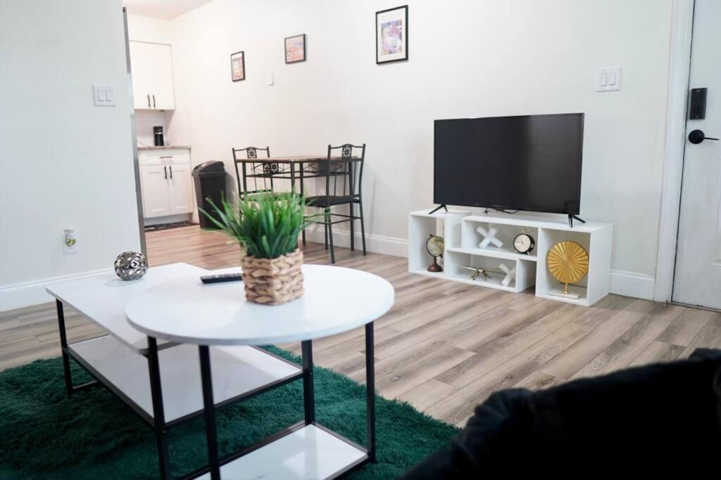 Apartamento Jay'S Cozy Arts Tampa Exterior foto